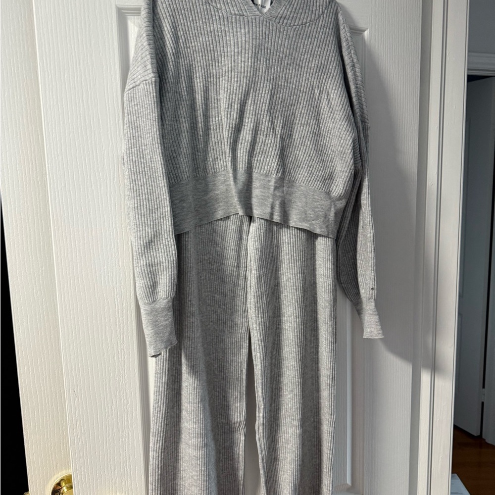 Gray Ribbed Knit Sweater and Pants Set
